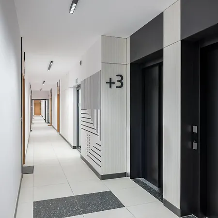 Wola Kolejowa Chic By Bookinghost