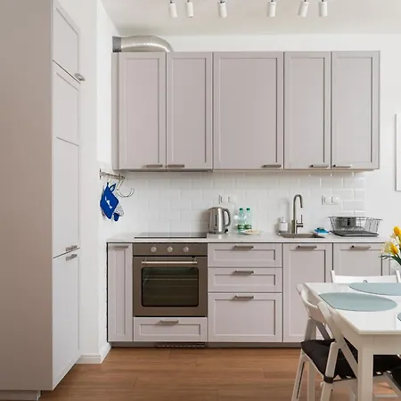 Wola Kolejowa Chic By Bookinghost Apartamento *