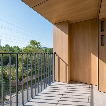 Wola Kolejowa Chic By Bookinghost *