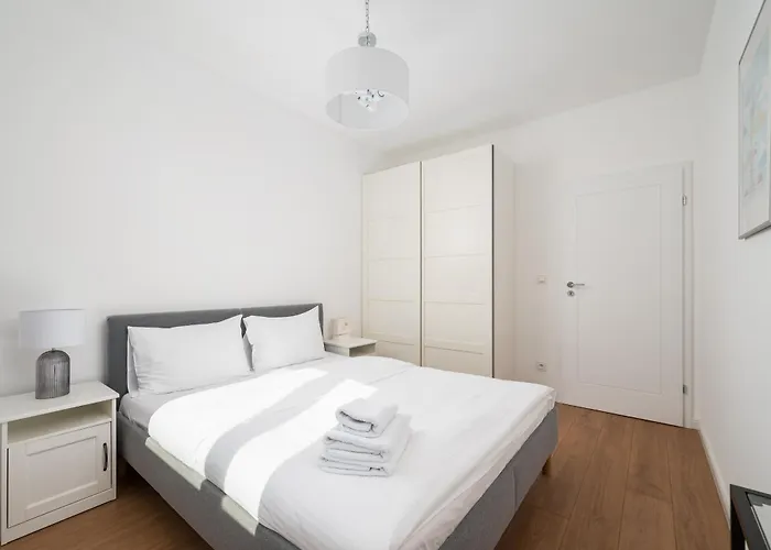 Wola Kolejowa Chic By Bookinghost Apartman *