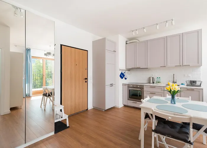 Wola Kolejowa Chic By Bookinghost Apartman