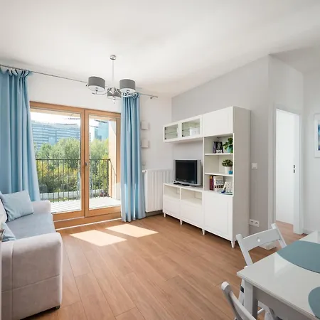 Wola Kolejowa Chic By Bookinghost